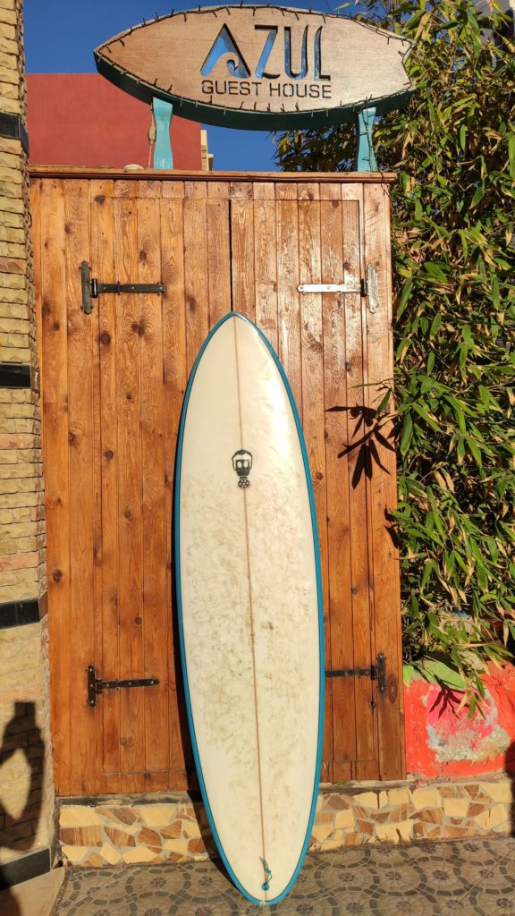 Photo of an evolutive, hybrid surfboard, ideal for intermediate surfers