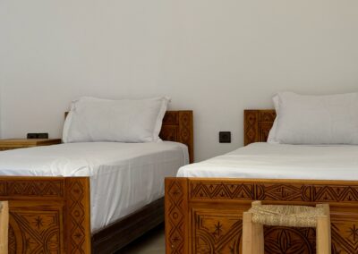uite familiale spacieuse et confortable à Azul Guesthouse, idéale pour les familles et les groupes à la recherche d’un séjour de surf à Taghazout.